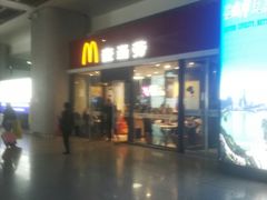 门面-麦当劳(高铁南站店)