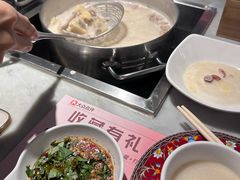 -尚尚仙·酸汤猪手·猪肚鸡火锅(华联万柳购物中心店)