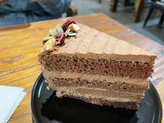 -房角石咖啡与书(吉大南校店)