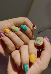 -孔雀手美甲美睫护理