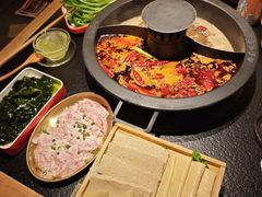-晓宇重庆火锅(西安荟聚店)