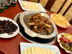 -聚首堂·特色小吃·肘子(什刹海德胜门店)