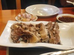 手抓羊肉-清真华宇开锅羊肉