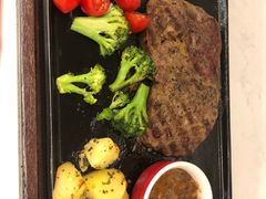 -必胜客(WOW象山涌金广场店)