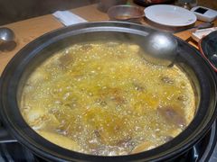 -一朵菌·野生菌探索家火锅(南亚店)