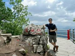 -九鼎铁刹山风景区
