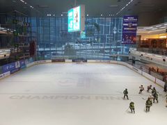 -冠军冰场CHAMPION RINK(凯德广场店)