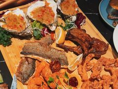 -DEEP·美式餐吧(五棵松华熙LIVE店)