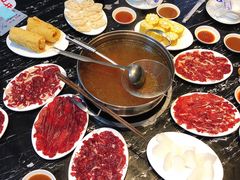 -一鼎牛鲜活牛肉城(晋江海峡国际食品城店)