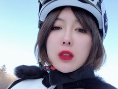 -亚布力新体委滑雪场