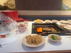 -老牌坊云南鱼豆花火锅(哈西万达店)