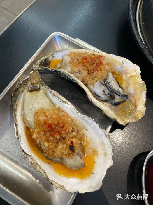 蚝美人·生蚝海鲜烧烤(茶花园店)蒜蓉烤蚝王图片