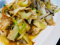 -五谷丰登农家院·地道胶东菜·海鲜烧烤(威海店)