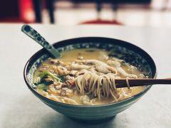 黄鱼蛤蜊面-明呈黄鱼面馆(斜土路店)