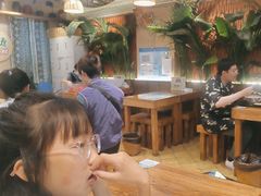 -云阿蛮云南生烫牛肉米线(奉贤路店)