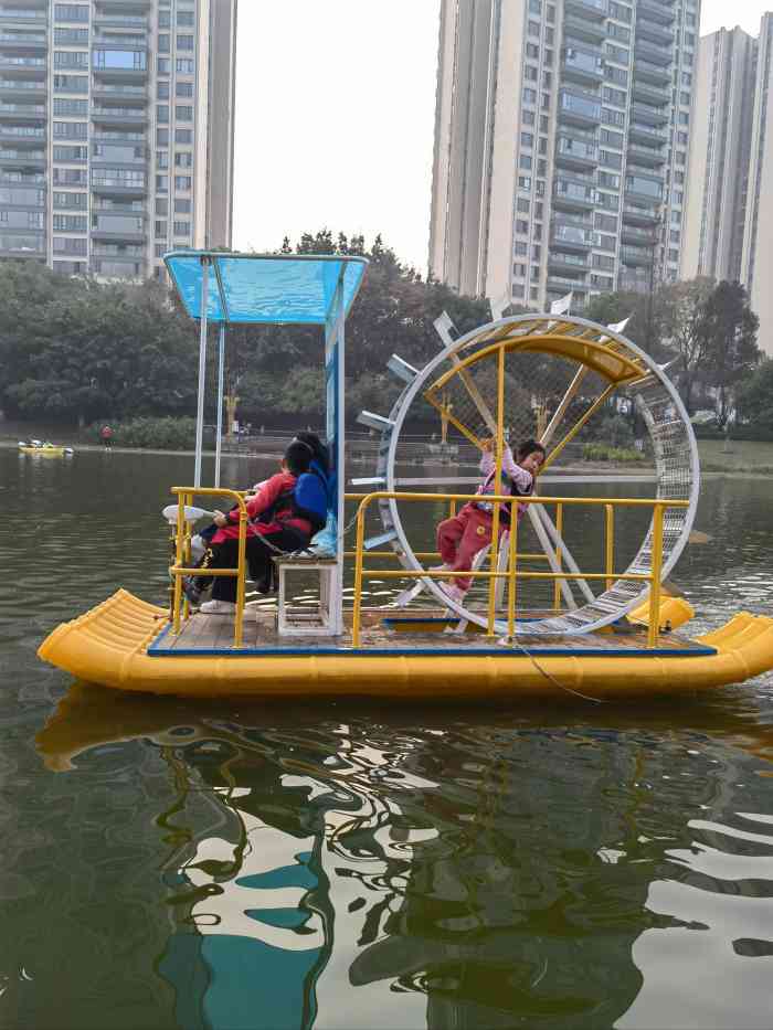 融侨公园-"9015超大的内湖,美丽的沿湖风景,漂亮的.
