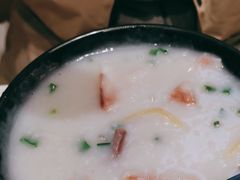 鱼片粥-大师傅粥品(埃华街)