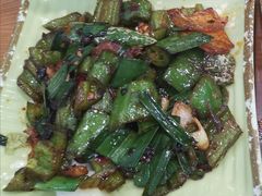 尖椒回锅肉饭-四方面荘(常丰花园店)