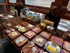 -银米·云南传统过桥米线(双廊黑金冠店)