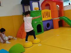 -多乐小熊托育(方庄中心)