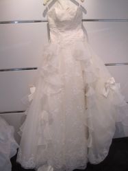 主纱，这样看不出效果啊-韩国天使嫁衣婚纱礼服馆(上海旗舰店)