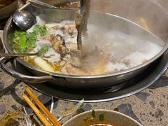 -肖肖酸萝卜鱼火锅(总店)