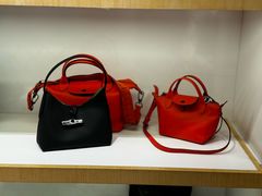 -Longchamp(佛罗伦萨小镇奥特莱斯店)