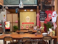 -Naughty Nuri’s Phuket