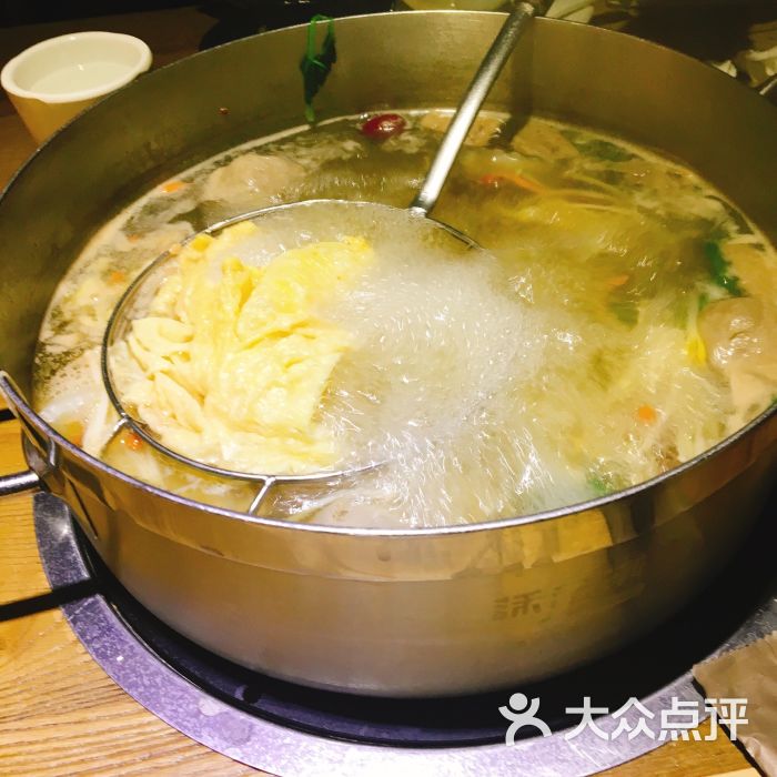 潮汕涮牛肉清水锅底图片