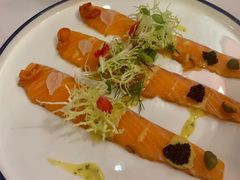 -塞纳河法国餐厅(意式风情街店)