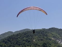 -趣飞飞黑麋峰国际滑翔伞基地