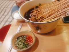 -拈签一笑黄牛肉辣卤串串