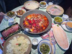 -鸿姐老火锅(静安店)