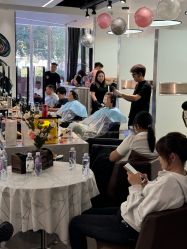 -Z.X HAIR SALON张新美业