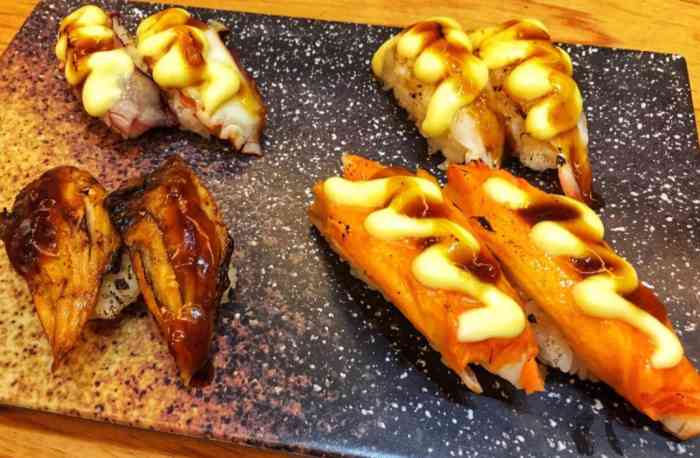 京都和食屋(吉之岛店)-"那里的面不好吃,寿司还挺不错的,那个菠菜.