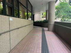 -香港大学