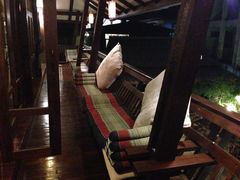两楼走廊-Dash Teak House