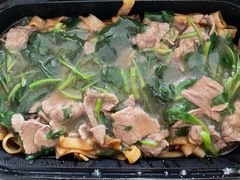 潮界湿炒牛肉河粉-潮界(虹桥新天地店)