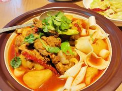 传统沙湾大盘鸡-纳鲁孜·新疆特色餐厅(上海悦荟广场店)