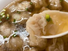 -张阿三馄饨店