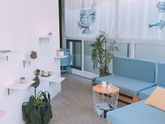 -有猫主题·治愈系猫咖(曾厝垵店)
