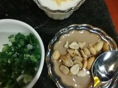 -老来福·非遗酸汤兔(凯旋路店)