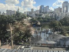 -包整·丝娃娃(一览甲秀楼风景店)