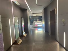 -上海浦东假日酒店
