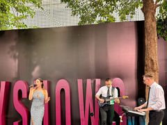 -荔秀服饰文化街区