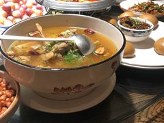 -钟掌勺忘不了地道湘菜(新天地假日广场店)