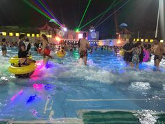 -汤山欢乐雪世界