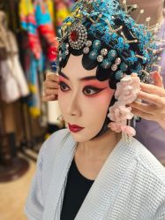 -胭脂猫京剧摄影