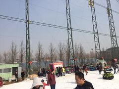 -万源龙顺度假庄园生态观光园