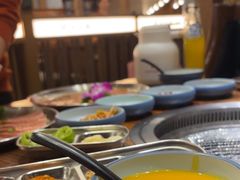 -明洞阿姨·韩式酱蟹烤肉·创意料理(三元桥店)